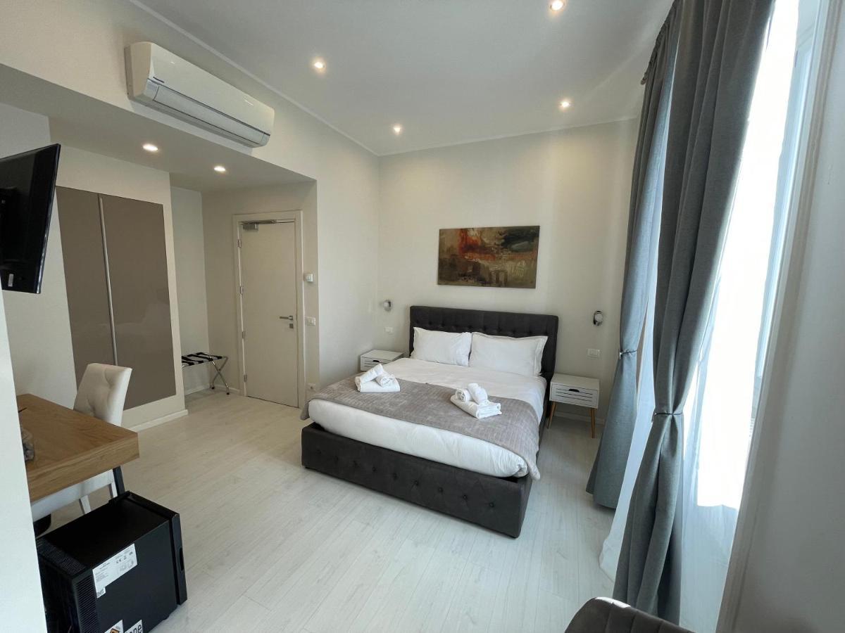 Quintus Luxury Suites Рим Екстериор снимка