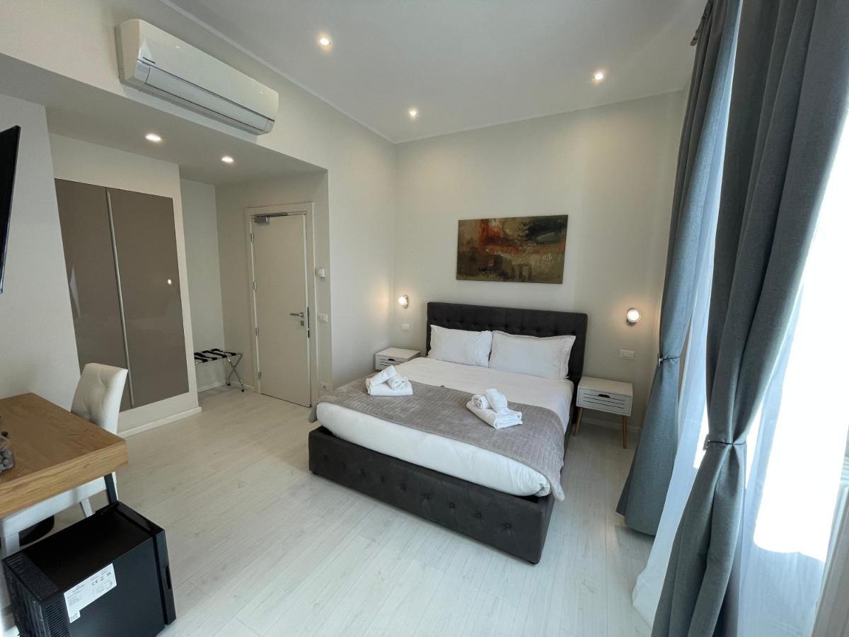 Quintus Luxury Suites Рим Екстериор снимка