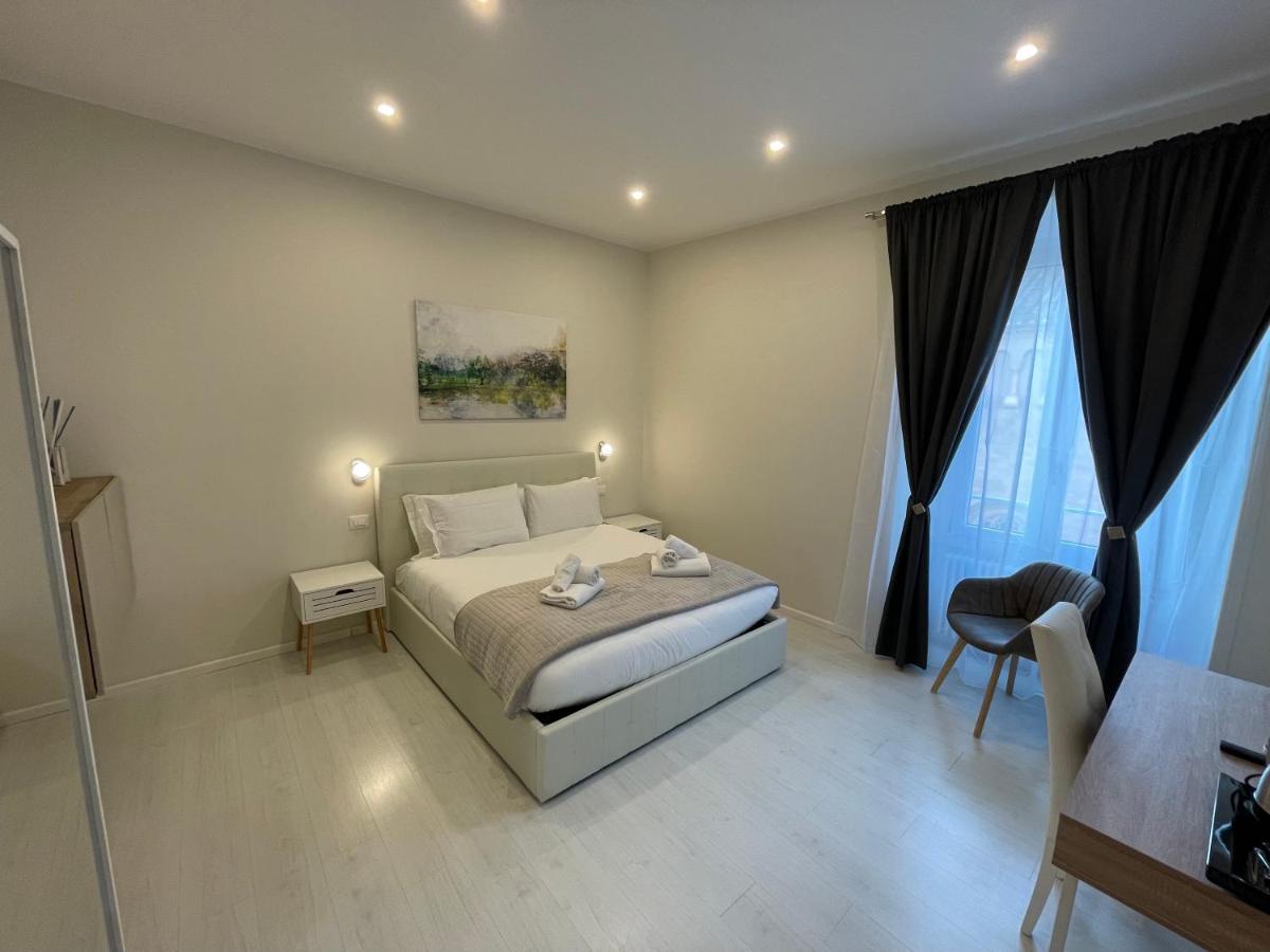 Quintus Luxury Suites Рим Екстериор снимка